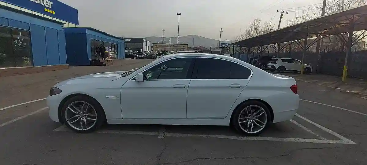 BMW 5 серии 2012 года за 10 000 000 тг. в Алматы