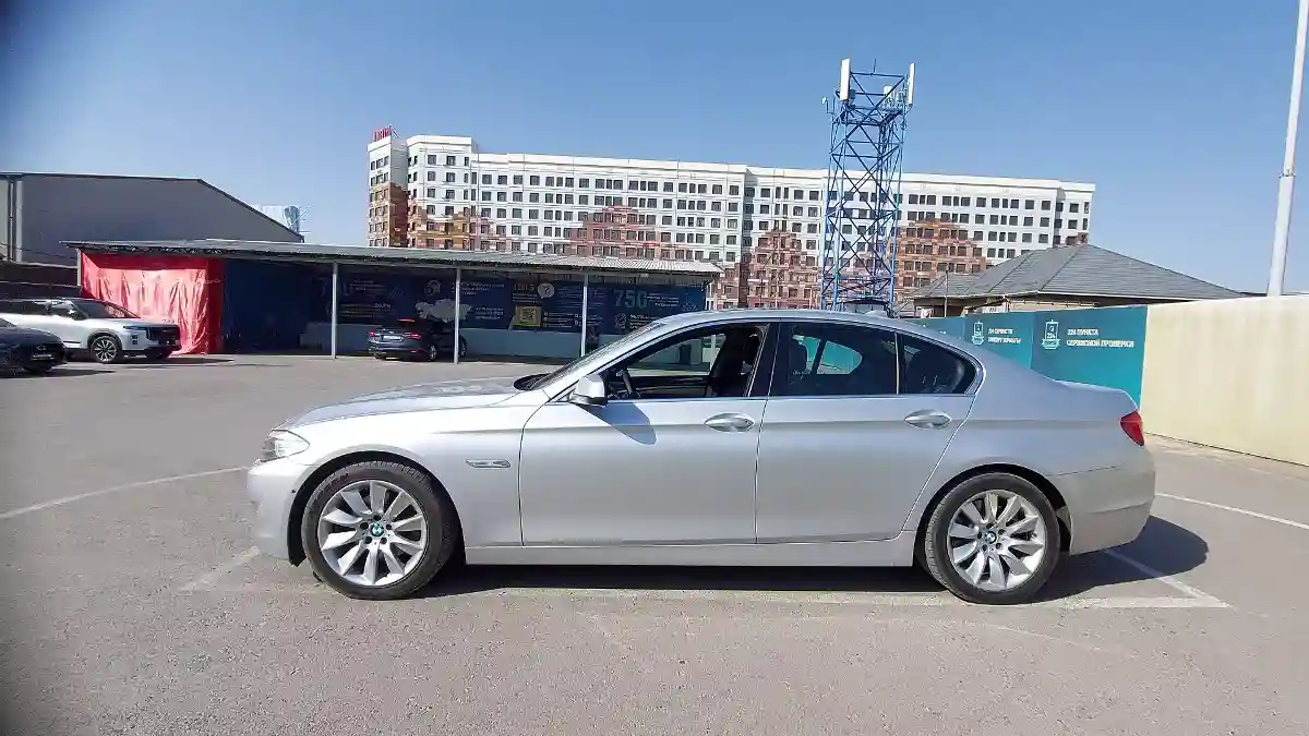 BMW 5 серии 2011 года за 9 490 000 тг. в Шымкент