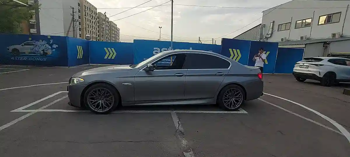 BMW 5 серии 2011 года за 10 000 000 тг. в Алматы