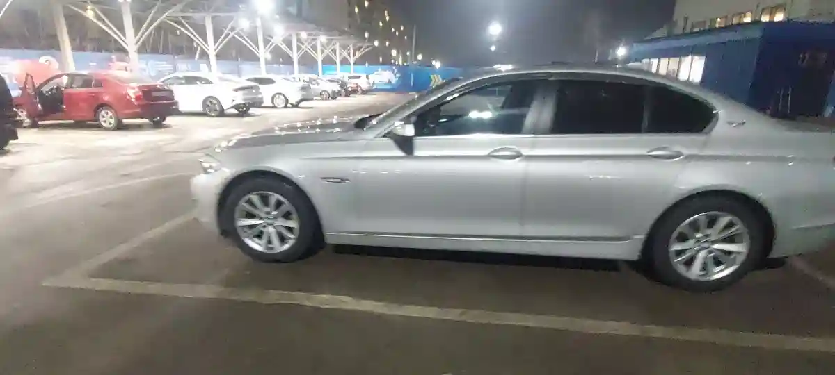 BMW 5 серии 2013 года за 11 000 000 тг. в Алматы