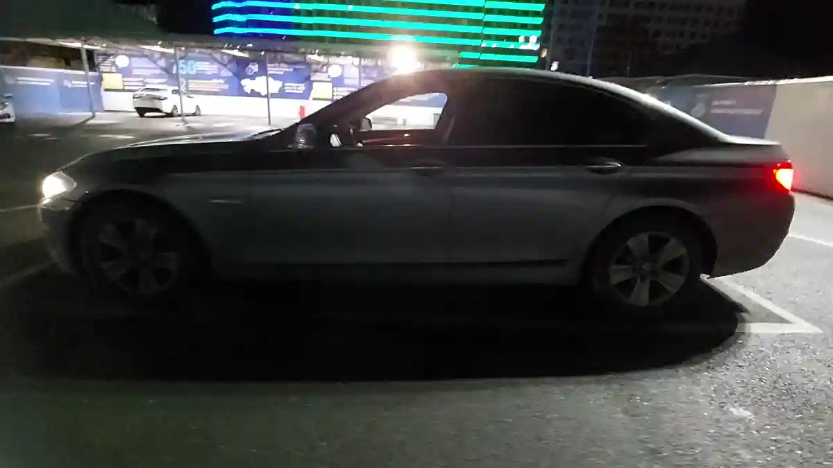 BMW 5 серии 2013 года за 10 000 000 тг. в Шымкент