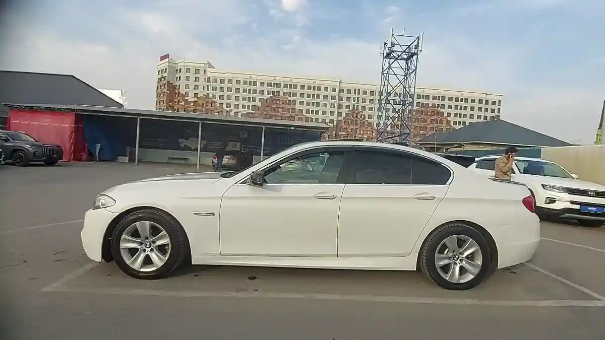 BMW 5 серии 2012 года за 8 800 000 тг. в Шымкент