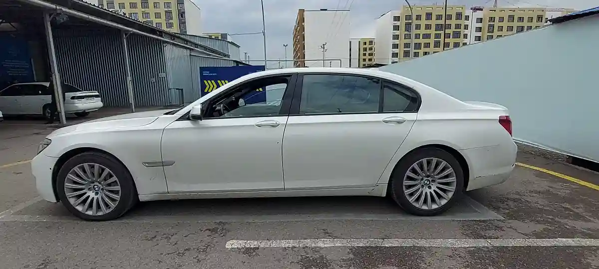 BMW 7 серии 2012 года за 11 500 000 тг. в Алматы