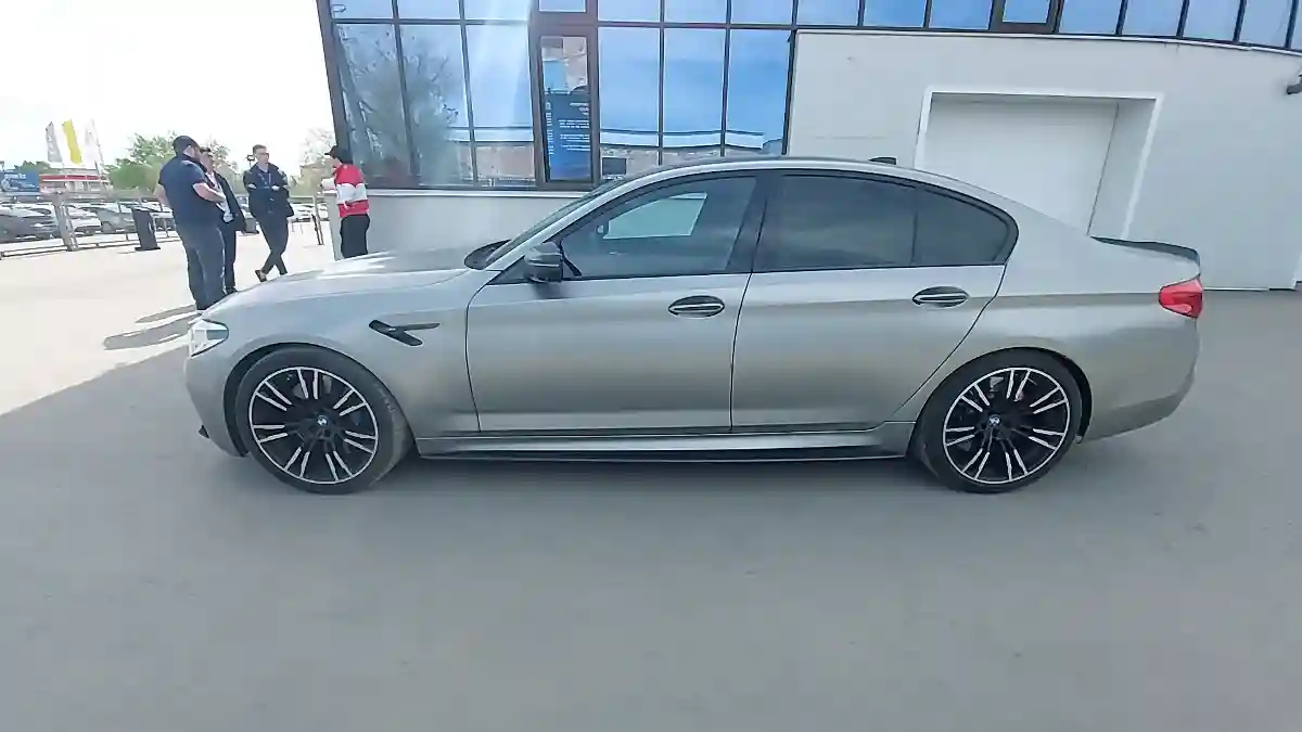Купить BMW M5 2018 года в Актобе, цена 51500000 тенге. Продажа BMW M5 в Актобе - Aster.kz. №c828585 BMW M5 2018 года за 51 500 000 тг. в Актобе