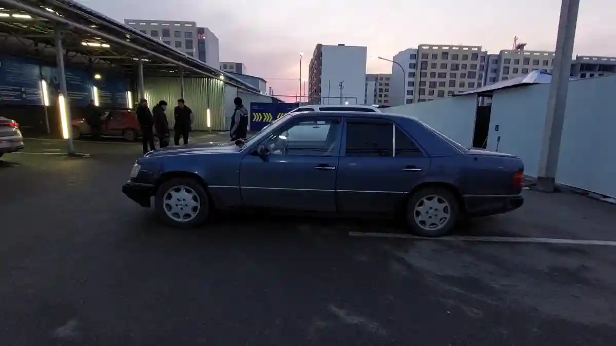 Mercedes-Benz W124 1992 года за 1 100 000 тг. в Алматы