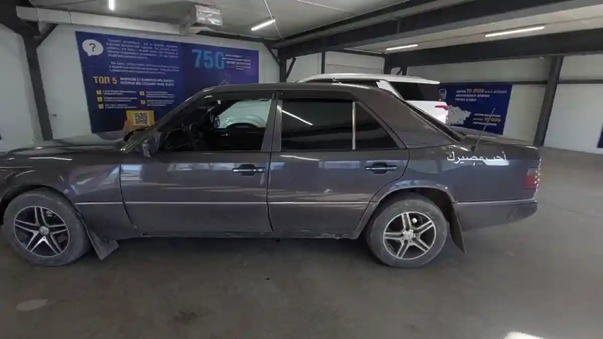 Mercedes-Benz E-Класс 1993 года за 1 200 000 тг. в Астана