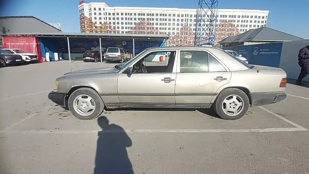 Mercedes-Benz W124 1989 года за 500 000 тг. в Шымкент