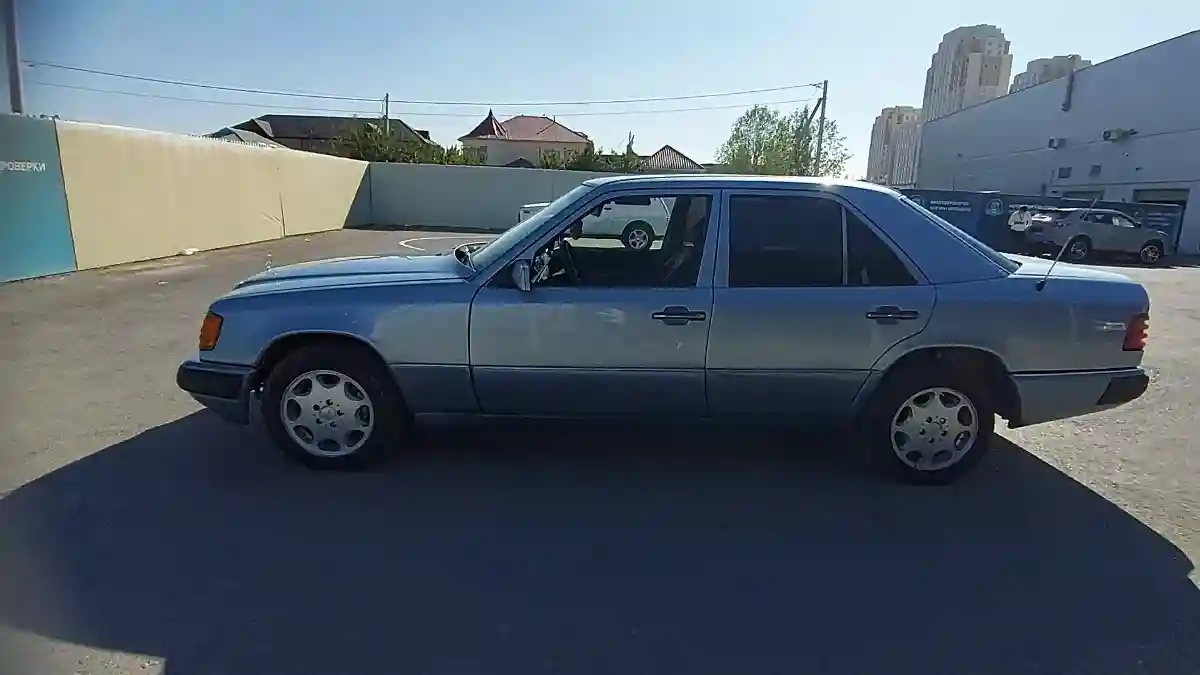 Mercedes-Benz E-Класс 1993 года за 2 200 000 тг. в Шымкент