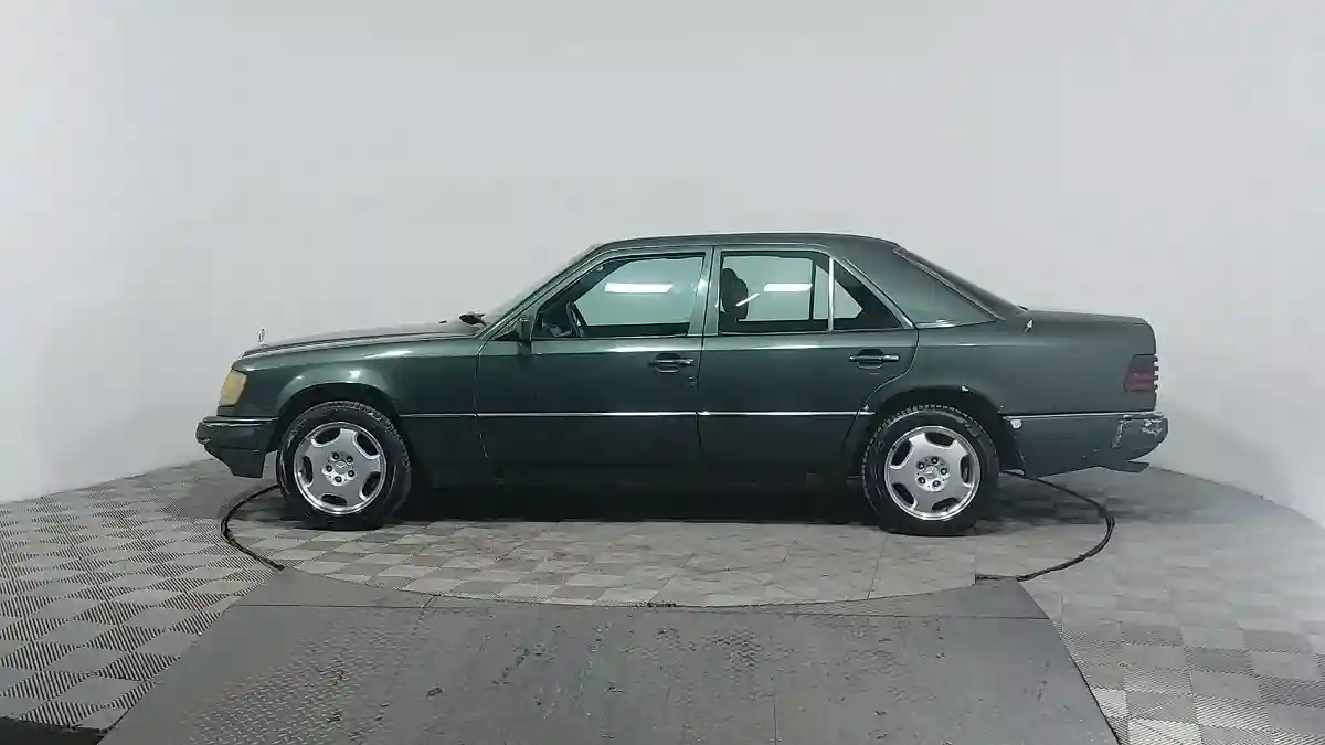 Mercedes-Benz W124 1993 года за 1 350 000 тг. в Астана