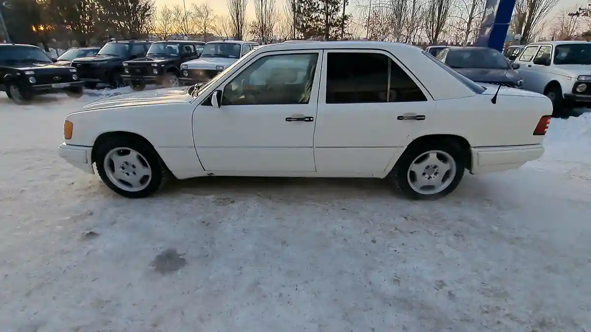 Mercedes-Benz E-Класс 1995 года за 1 290 000 тг. в Костанай