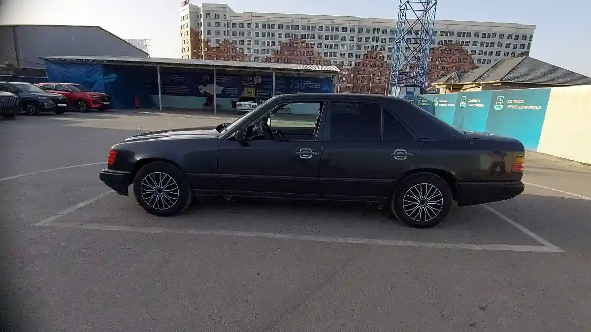 Mercedes-Benz W124 1989 года за 1 200 000 тг. в Шымкент