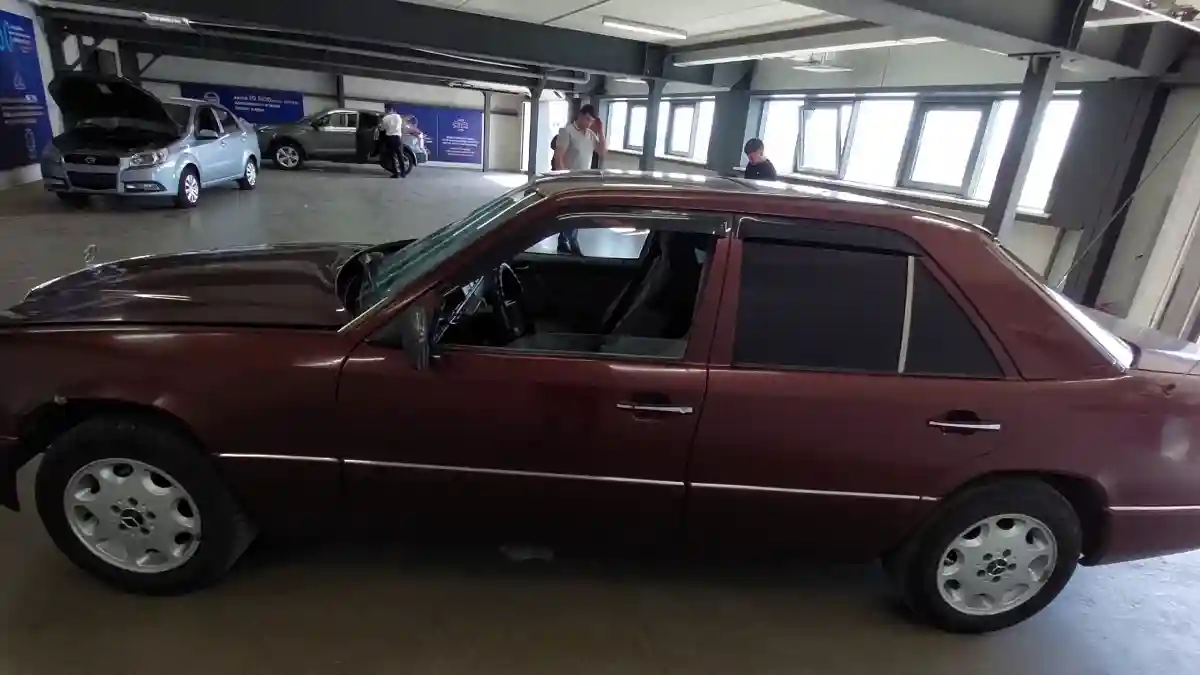 Mercedes-Benz W124 1991 года за 1 500 000 тг. в Астана