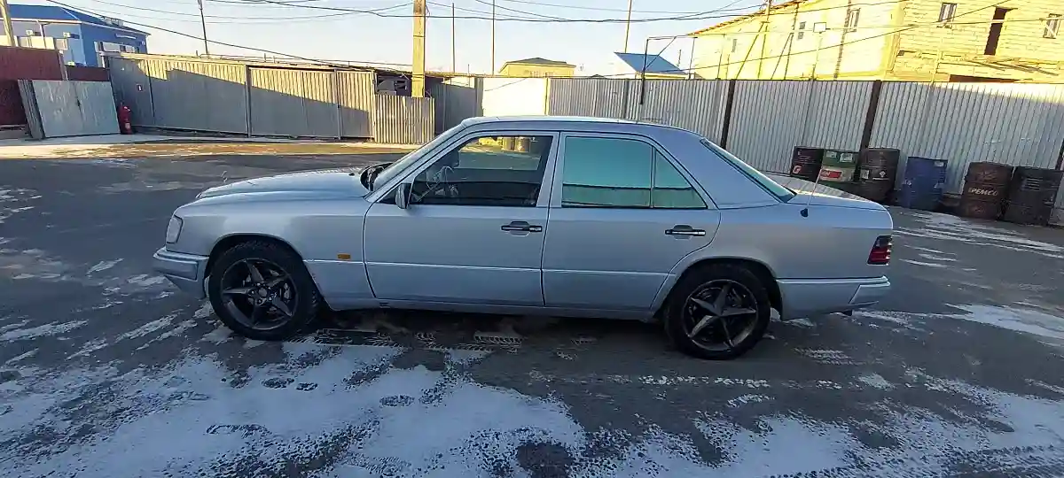 Mercedes-Benz W124 1993 года за 1 150 000 тг. в Актобе
