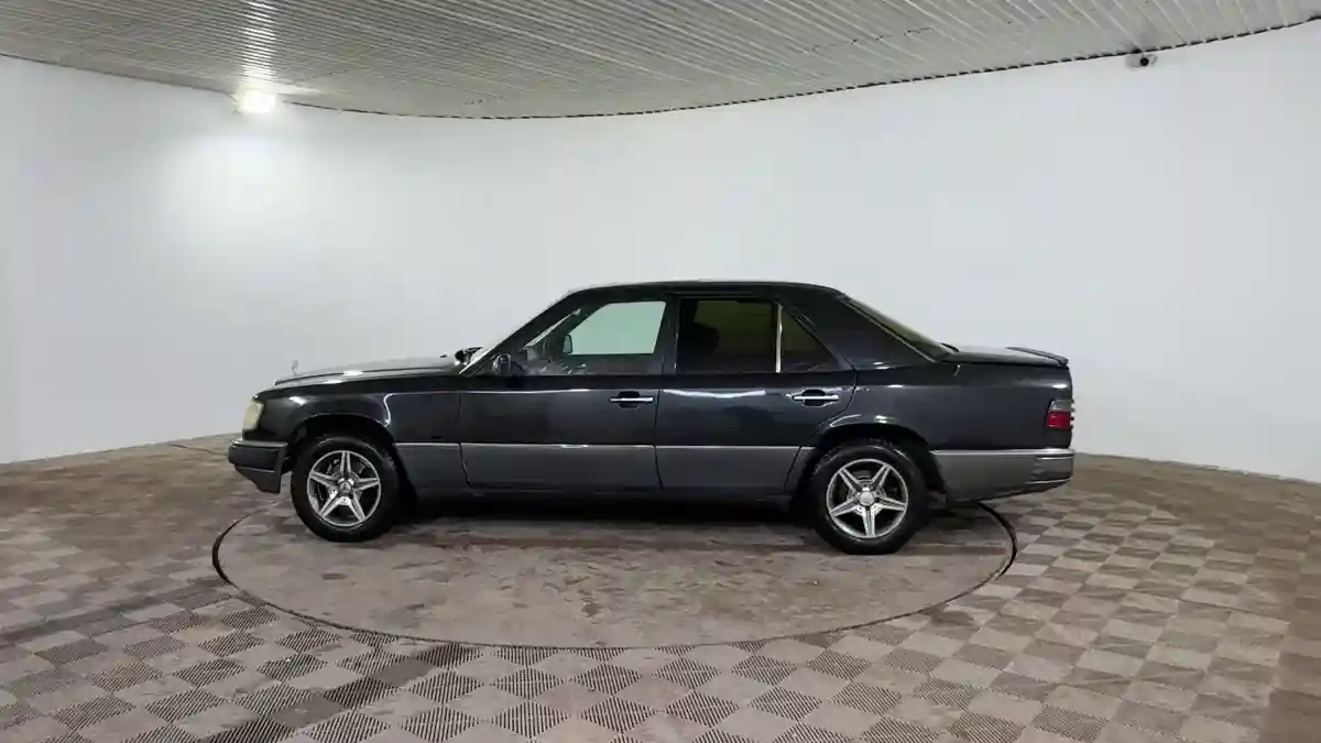 Mercedes-Benz W124 1992 года за 930 000 тг. в Шымкент