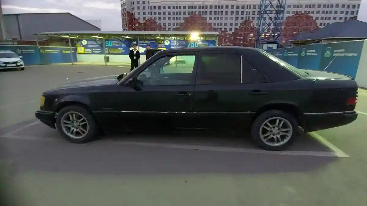 Mercedes-Benz W124 1992 года за 1 000 000 тг. в Шымкент