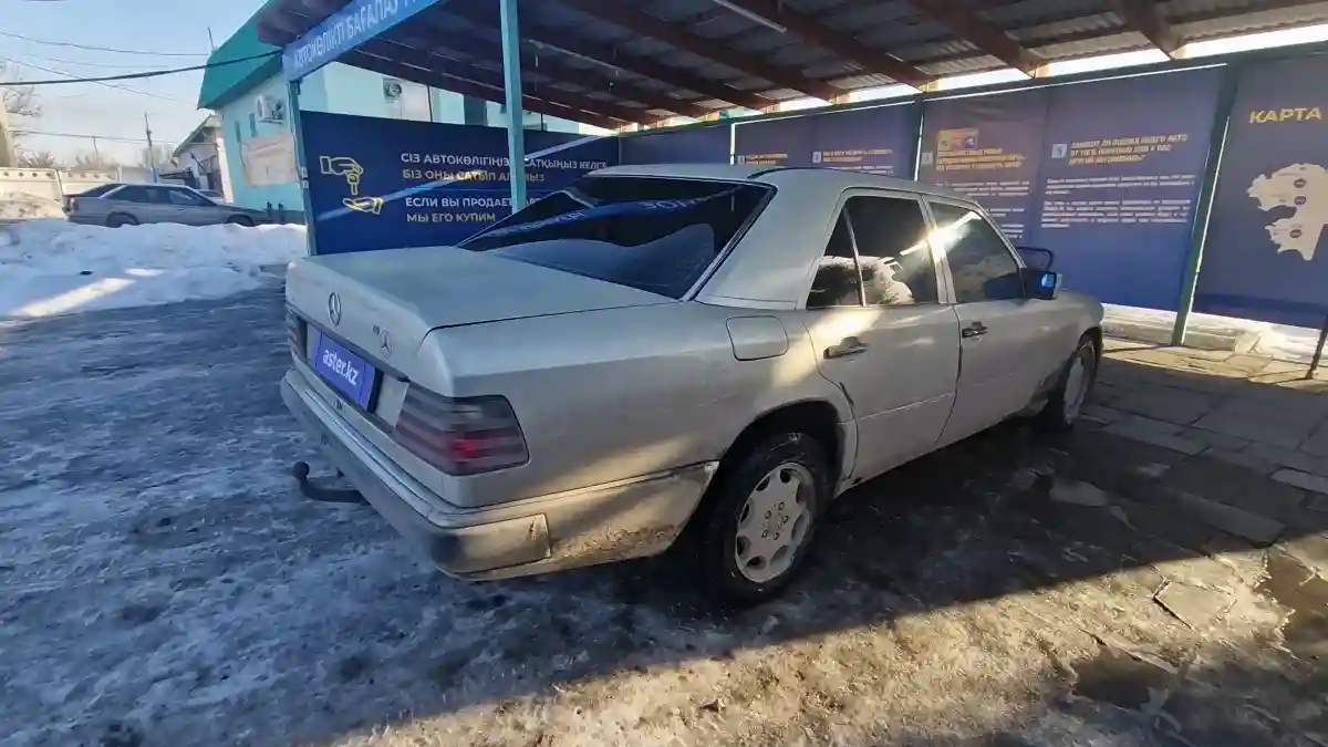 Mercedes-Benz W124 1992 года за 1 000 000 тг. в Талдыкорган