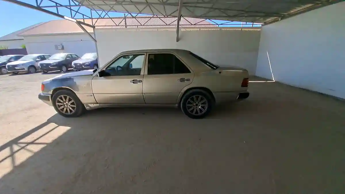 Mercedes-Benz W124 1989 года за 580 000 тг. в Кызылорда