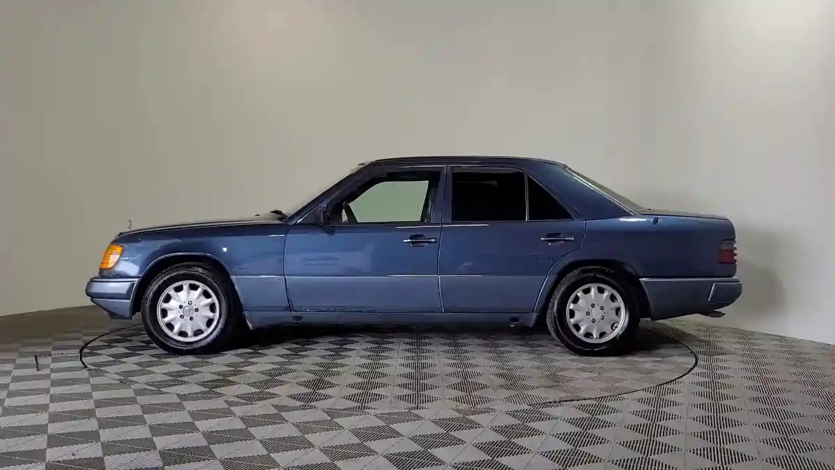 Mercedes-Benz W124 1991 года за 1 250 000 тг. в Алматы