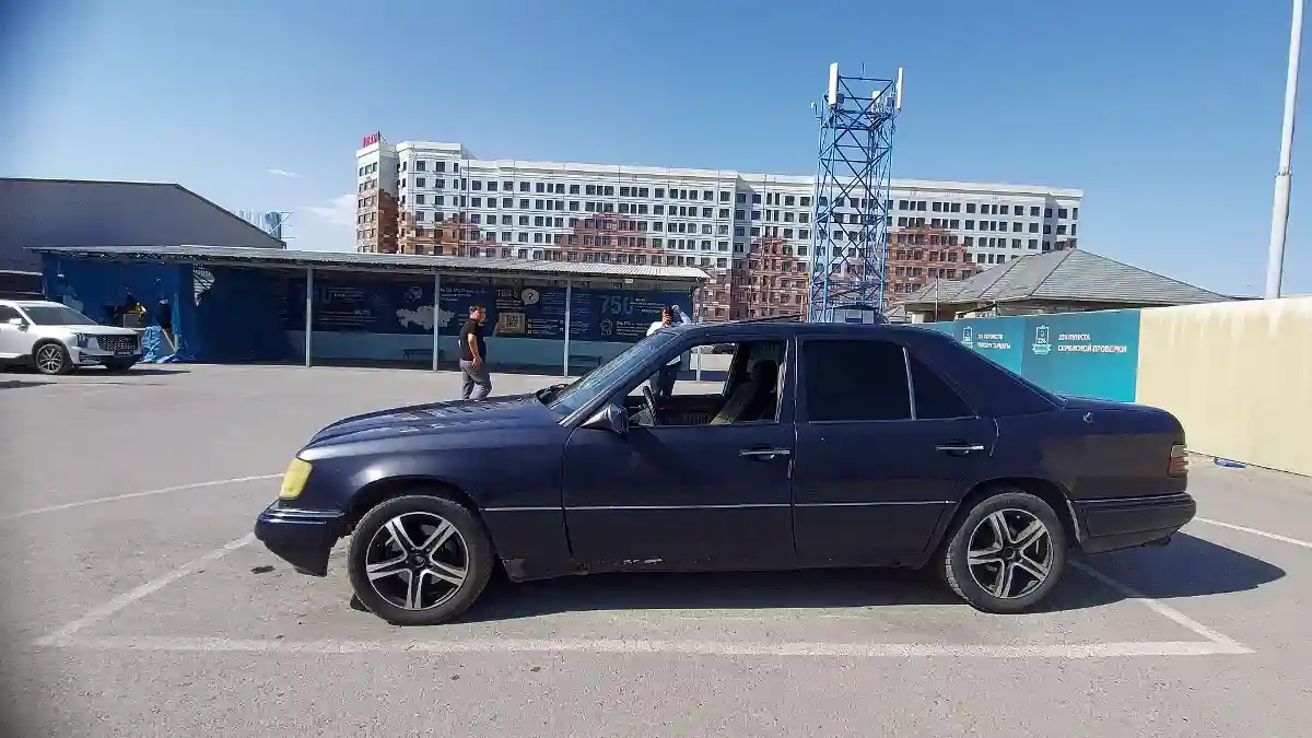Mercedes-Benz W124 1993 года за 1 500 000 тг. в Шымкент