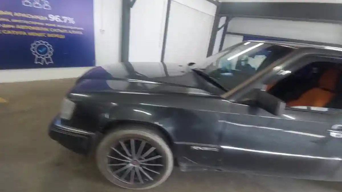 Mercedes-Benz W124 1990 года за 3 000 000 тг. в Астана