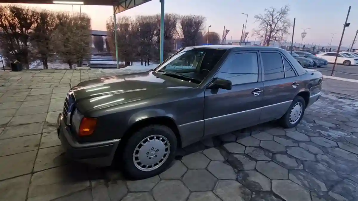 Mercedes-Benz E-Класс 1992 года за 1 500 000 тг. в Талдыкорган