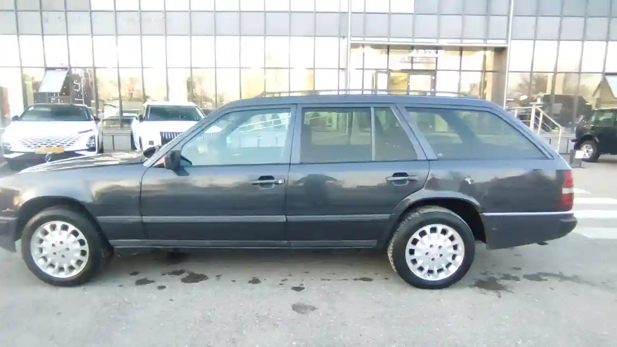 Mercedes-Benz E-Класс 1990 года за 990 000 тг. в Тараз