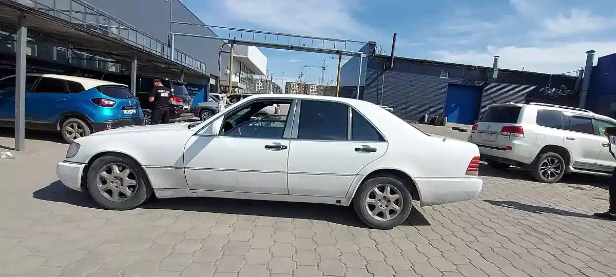 Mercedes-Benz S-Класс 1991 года за 2 000 000 тг. в Караганда