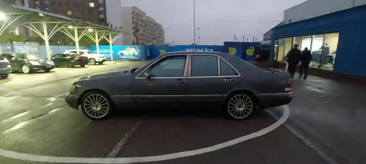 Mercedes-Benz S-Класс 1996 года за 3 500 000 тг. в Алматы