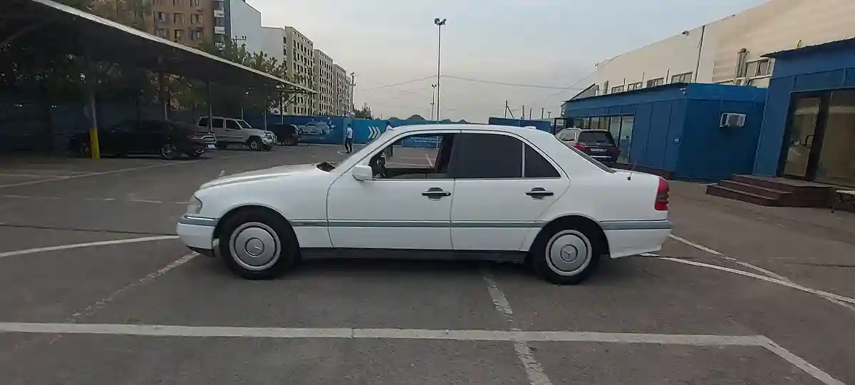 Mercedes-Benz C-Класс 1994 года за 2 700 000 тг. в Алматы