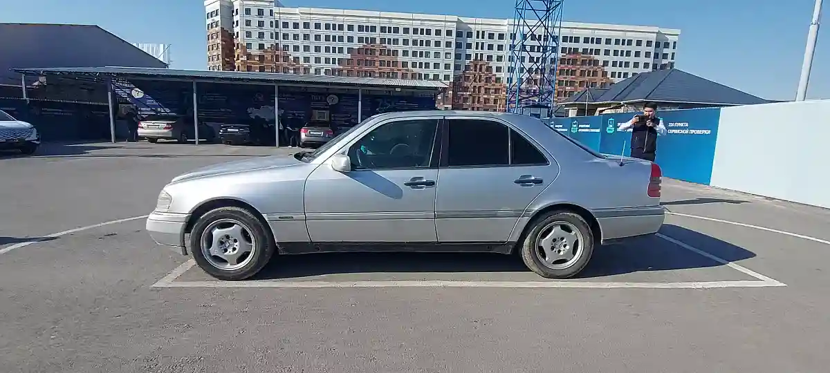 Mercedes-Benz C-Класс 1995 года за 2 500 000 тг. в Шымкент