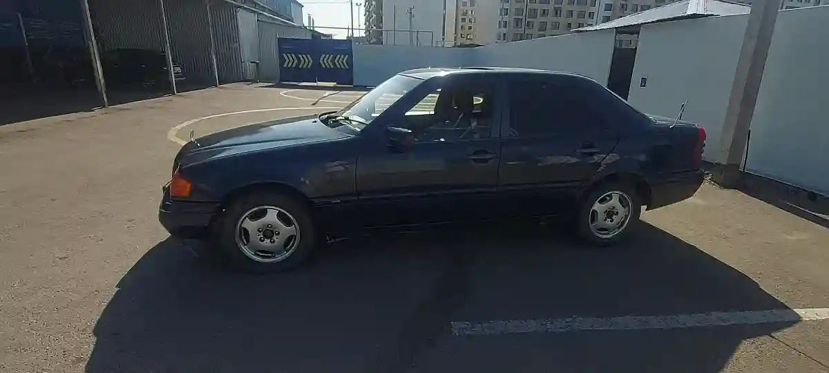 Mercedes-Benz C-Класс 1995 года за 1 600 000 тг. в Алматы