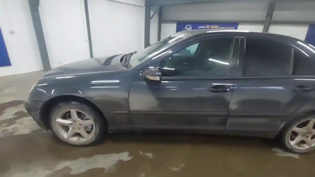 Mercedes-Benz C-Класс 2002 года за 3 000 000 тг. в Астана