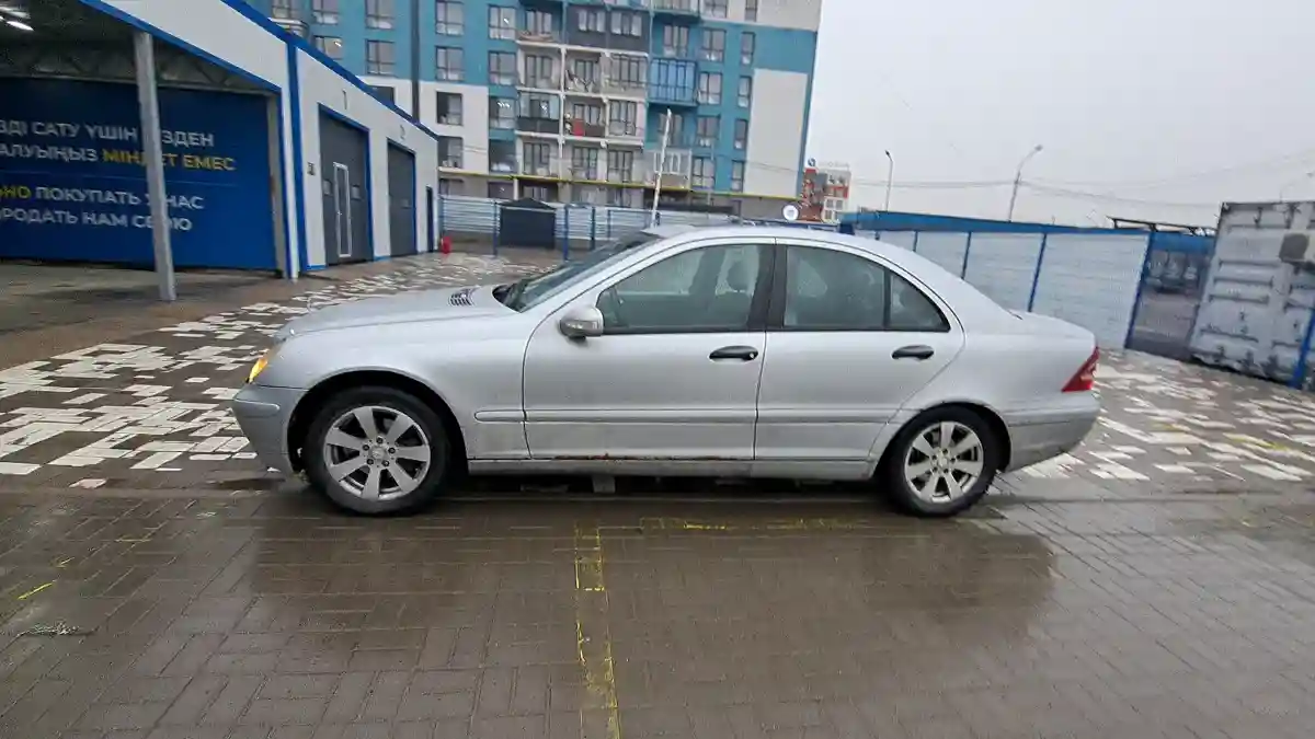 Mercedes-Benz C-Класс 2000 года за 3 600 000 тг. в Алматы