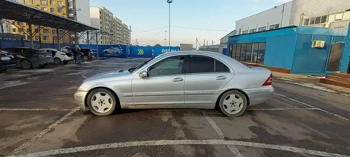 Mercedes-Benz C-Класс 2000 года за 2 800 000 тг. в Алматы