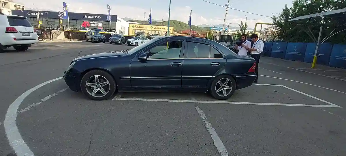 Mercedes-Benz C-Класс 2001 года за 2 190 000 тг. в Алматы