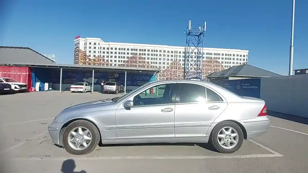 Mercedes-Benz C-Класс 2002 года за 3 000 000 тг. в Шымкент