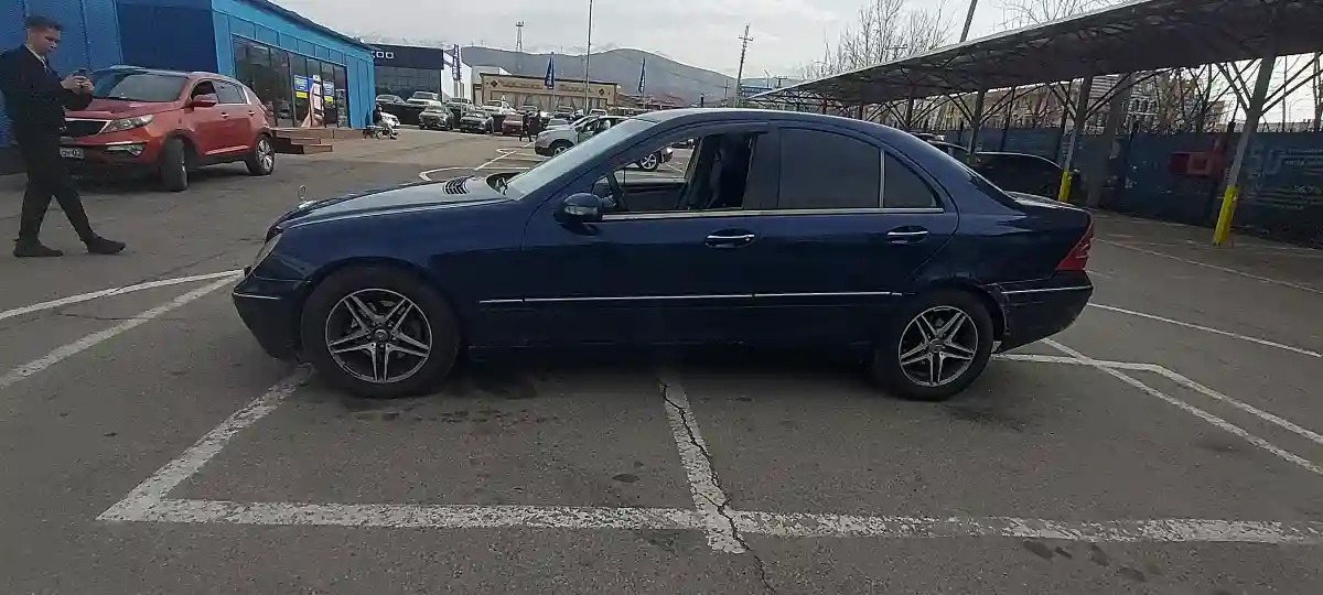 Mercedes-Benz C-Класс 2002 года за 2 200 000 тг. в Алматы