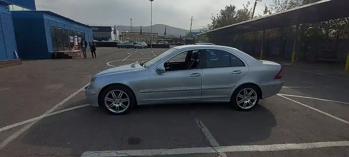 Mercedes-Benz C-Класс 2007 года за 3 800 000 тг. в Алматы