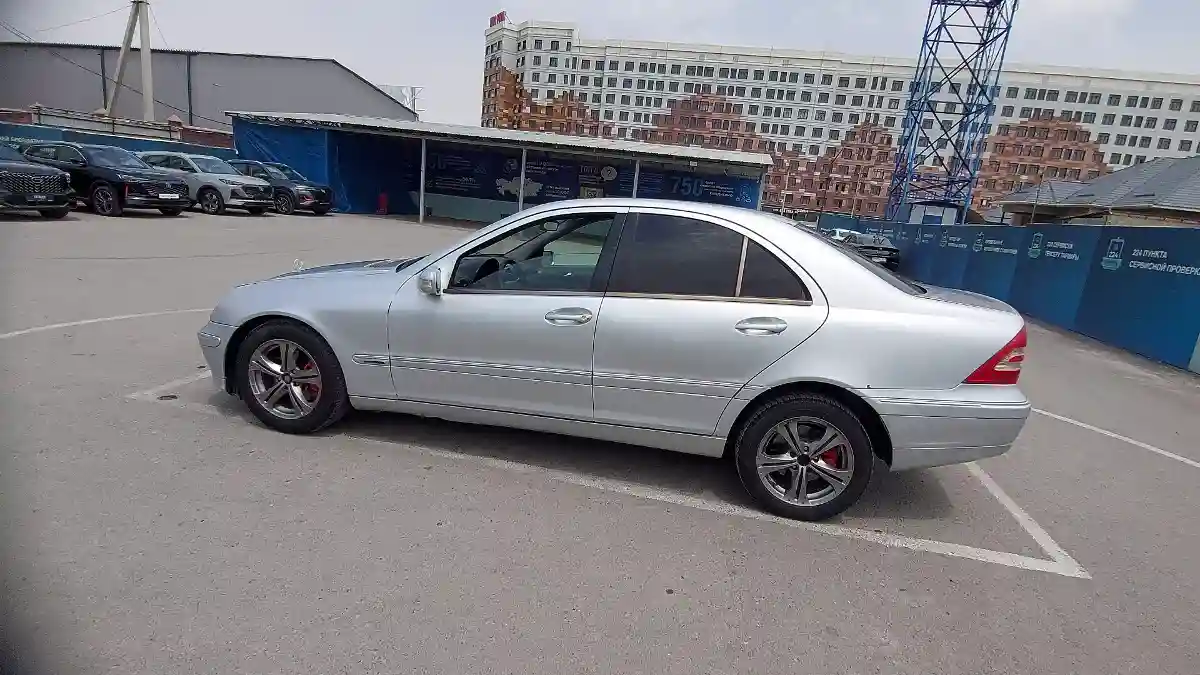 Mercedes-Benz C-Класс 2000 года за 3 000 000 тг. в Шымкент
