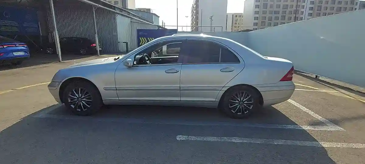 Mercedes-Benz C-Класс 2001 года за 4 000 000 тг. в Алматы
