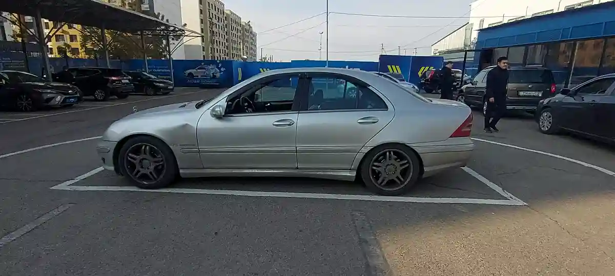 Mercedes-Benz C-Класс AMG 2003 года за 5 000 000 тг. в Алматы