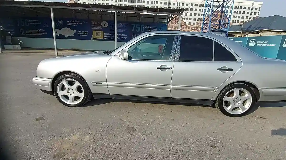 Mercedes-Benz E-Класс 1997 года за 4 000 000 тг. в Шымкент
