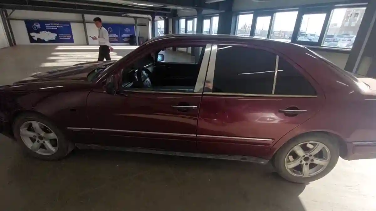 Mercedes-Benz E-Класс 1996 года за 2 500 000 тг. в Астана