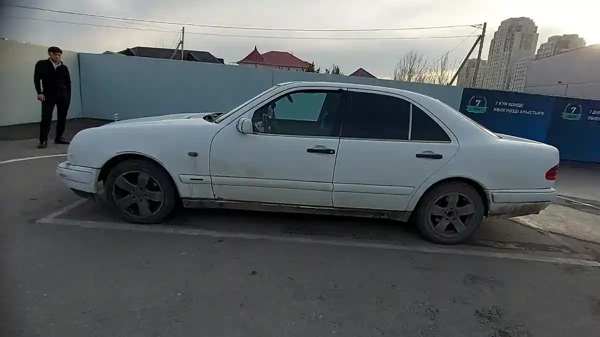 Mercedes-Benz E-Класс 1996 года за 1 800 000 тг. в Шымкент