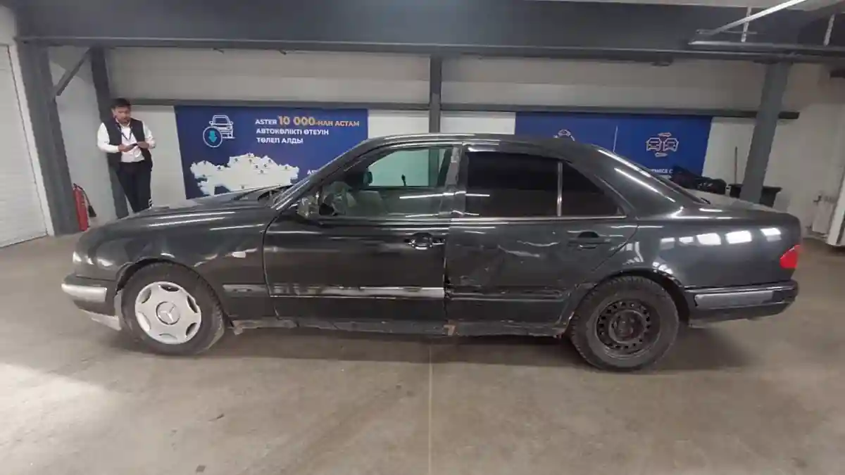 Mercedes-Benz E-Класс 1997 года за 1 200 000 тг. в Астана