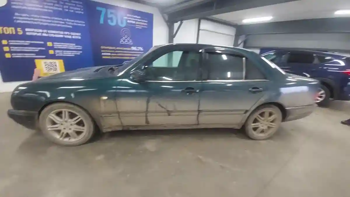 Mercedes-Benz E-Класс 1997 года за 2 500 000 тг. в Астана