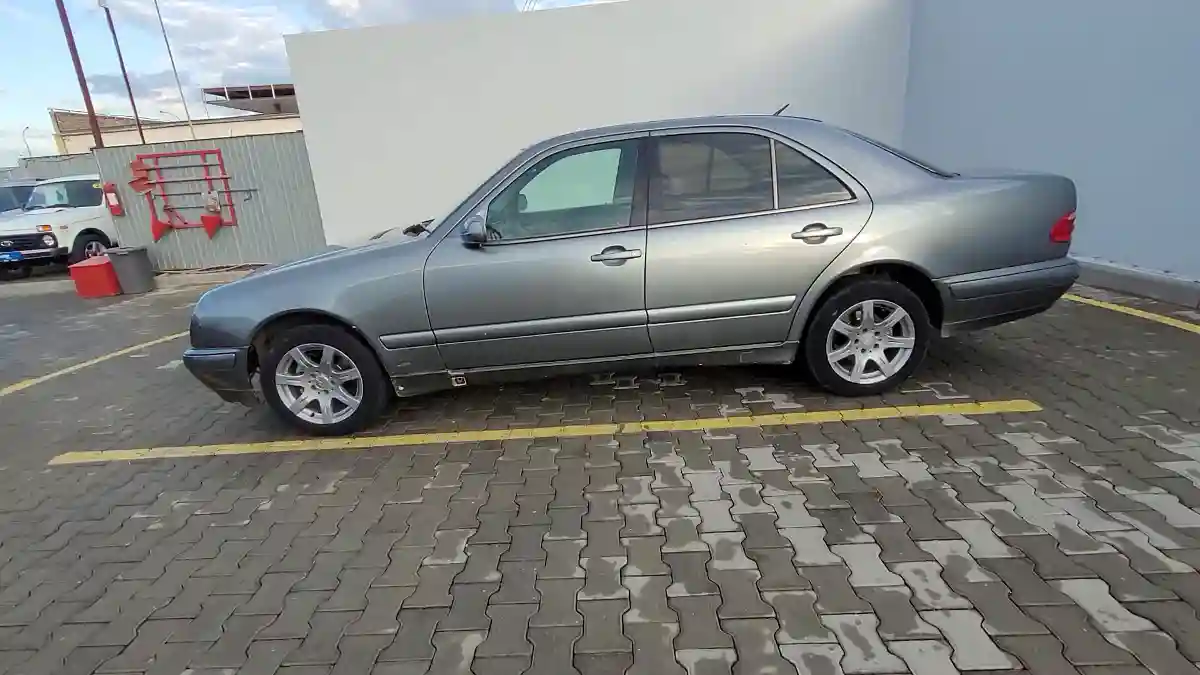 Mercedes-Benz E-Класс 1999 года за 2 390 000 тг. в Кокшетау