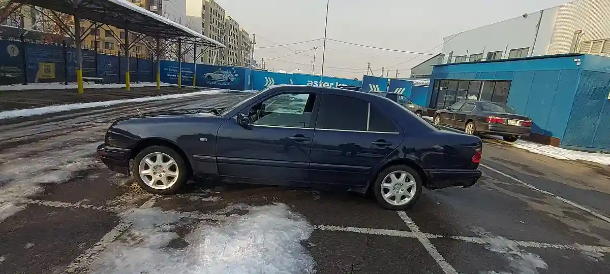 Mercedes-Benz E-Класс 1995 года за 2 090 000 тг. в Алматы