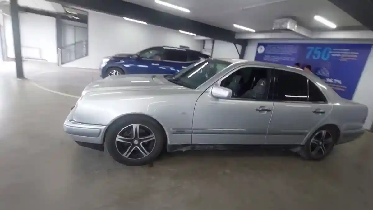 Mercedes-Benz E-Класс 1996 года за 3 000 000 тг. в Астана