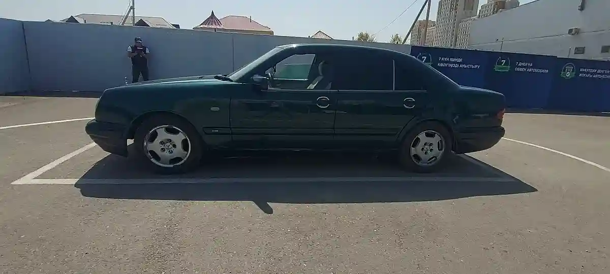 Mercedes-Benz E-Класс 1996 года за 2 000 000 тг. в Шымкент